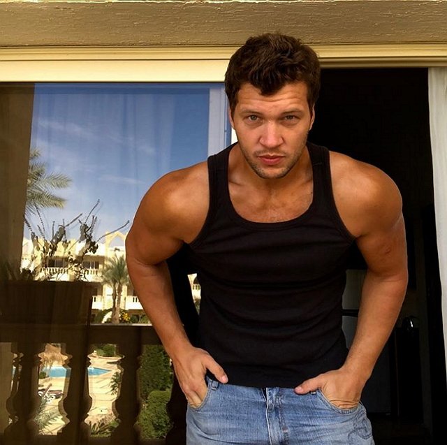 Новенький участник проекта Виктор Шароваров