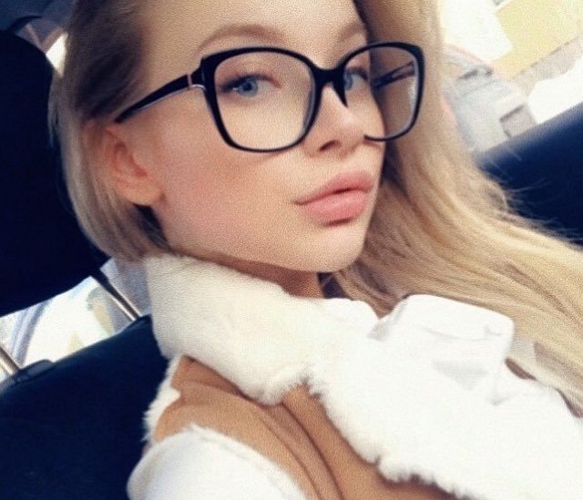 Никита Турчин приворожил Каролину Бабенко