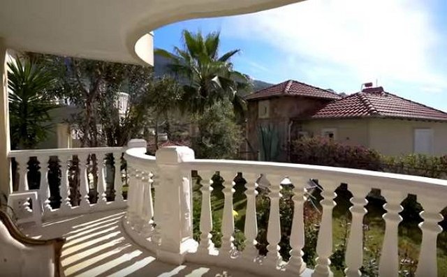 Сергей и Дарья Пынзарь заняты поисками виллы в Алании