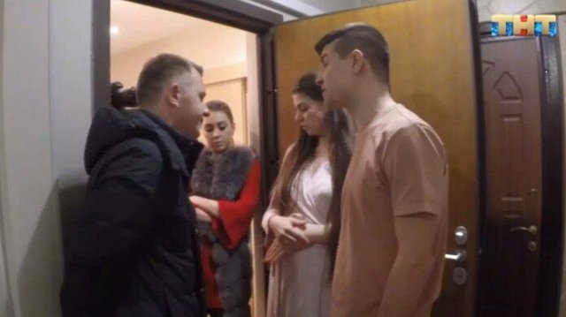 Мнение: Рапунцели вынуждены срочно вернуться?