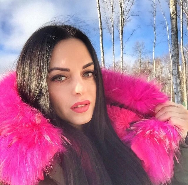 Юлия Ефременкова: Он чуть не убил меня!