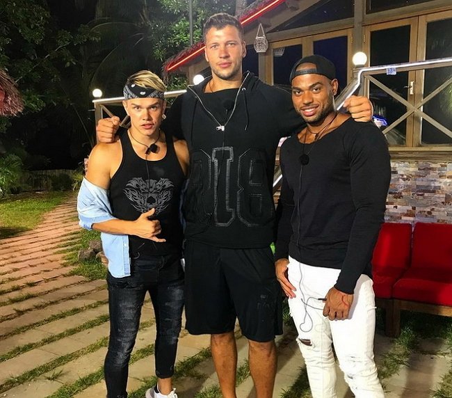 Фото участников с Сейшел (21.05.2018)