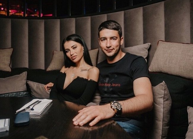 Лилия Четрару больше не скрывает нового ухажера