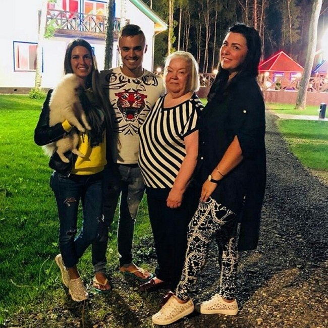 Ирина Донцова пытается заслужить доверие Алексея Купина