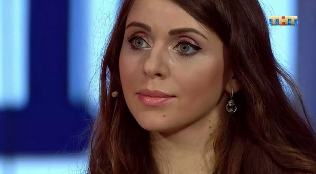 Мнение: Ольга Рапунцель травит свою дочь?