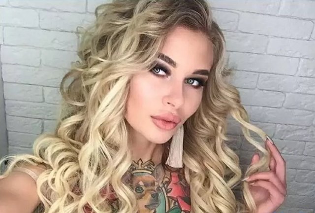 Мнение: Елена Хромина стала жертвой косметолога