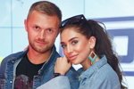 Виктор Литвинов: У меня кафе, у Тани салон