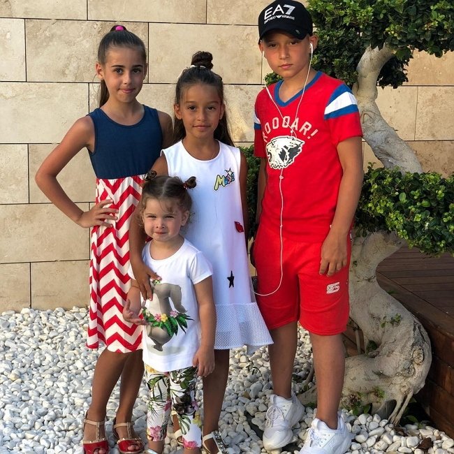 Фотоподборка детей участников (13.07.2018)