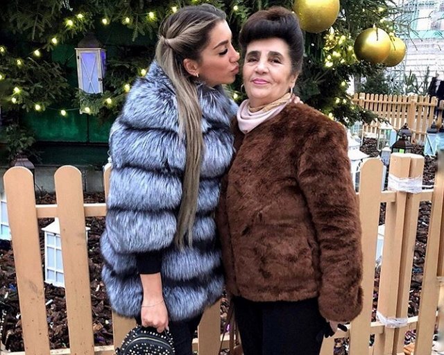 Богдана Николенко: А как вы относитесь к няням?