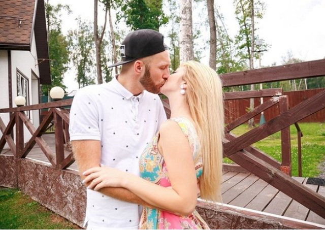 Артем Сорока: Мы сошлись в страстном поцелуе