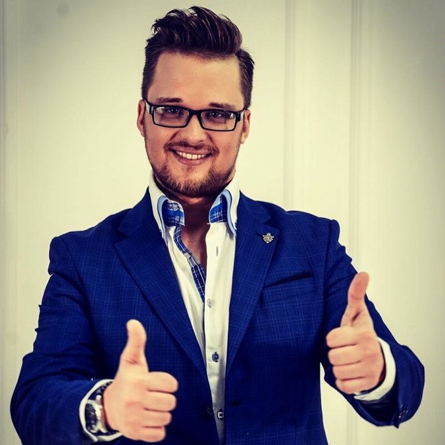 Егор Холявин решил податься в модельный бизнес