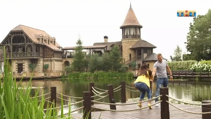 Мнение: Литвинову и Мусульбес пытаются испортить свадьбу?