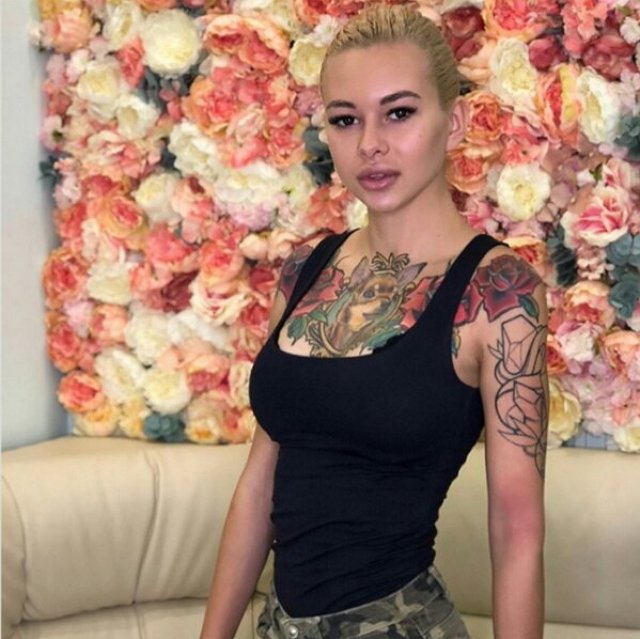 Елена Хромина решилась на пластику груди