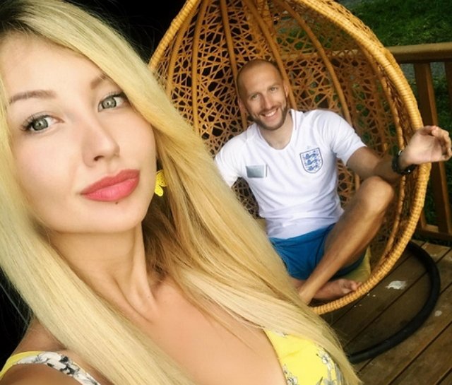 Марго Овсянникова бросила «маньяка» Артёма Сороку