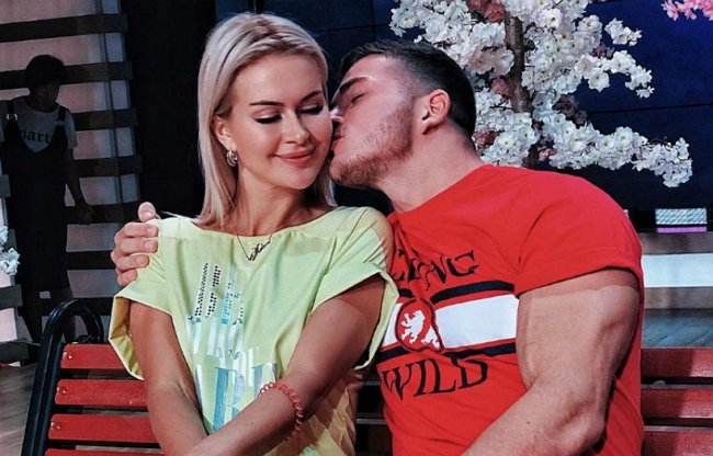 Марина Африкантова назвала сроки похода в ЗАГС