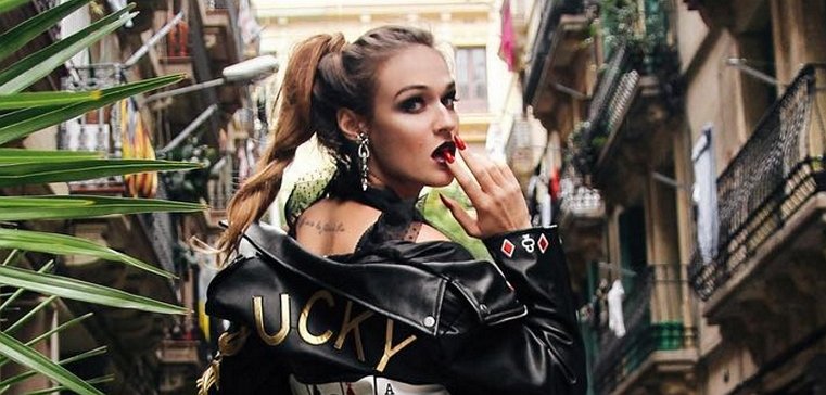 Алена Водонаева завела себе любовника по переписке