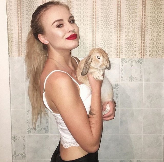 Милена Безбородова: Мне тут грустно и одиноко