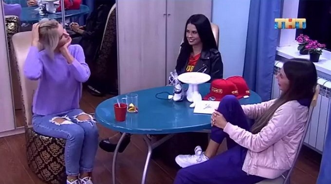 Марина Африкантова посмеялась над привычками Романа Капаклы