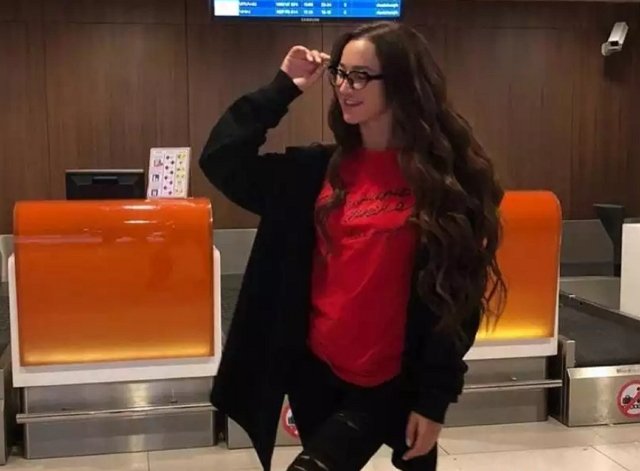 Мнение: Ольга Бузова в очередной раз опозорилась