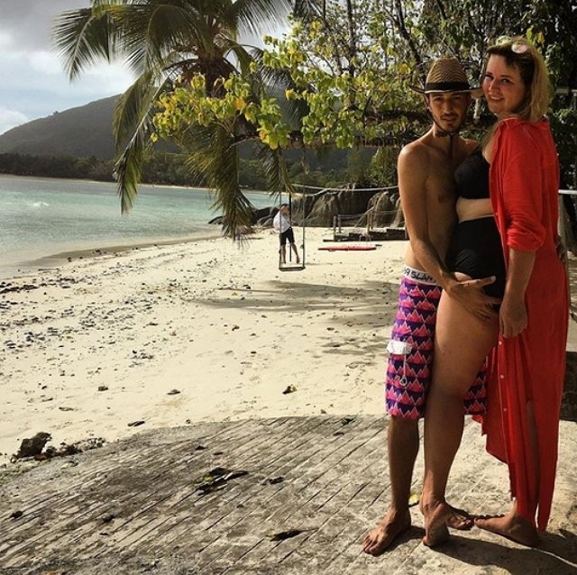 Александра Черно: Люди, вы из какой вселенной?