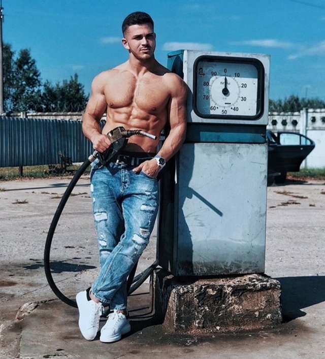 Роман Капаклы мечтает об актёрской карьере