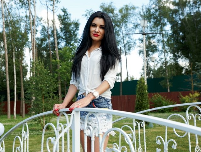 Анастасия Толстихина выяснила, кто отец ее ребенка