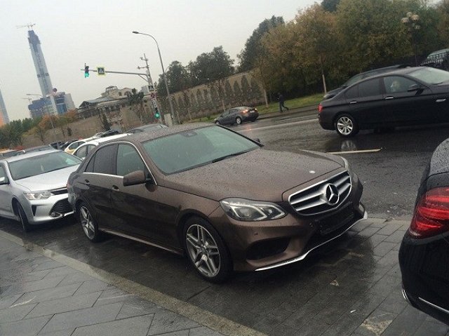 Ольга Бузова вручила ключи от Mercedes-Benz победительнице конкурса