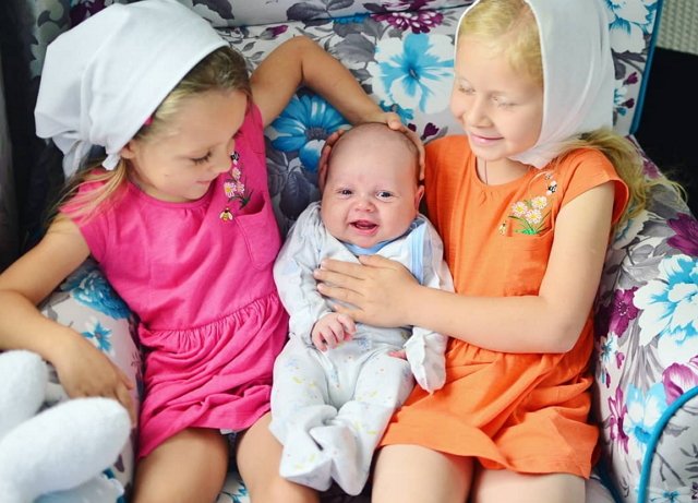 Фотоподборка детей участников (9.10.2018)