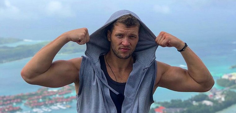 Виктор Шароваров: Буду жить с Сашей