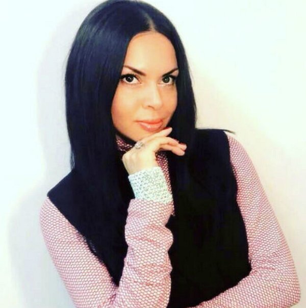 Тори Карасева закрылась от всего мира