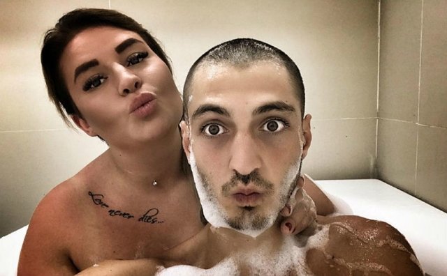 Оганесян запечатлел на камеру своё купание с возлюбленной