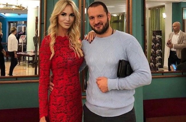 У Алексея Самсонова роман с экс-женой футболиста Андрея Ещенко