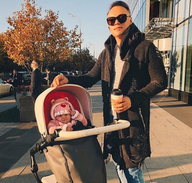 Анастасия Лисова: Любимый помогает с ребенком!