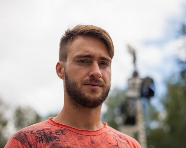 Алексей Безус превращается в нового Николая Должанского