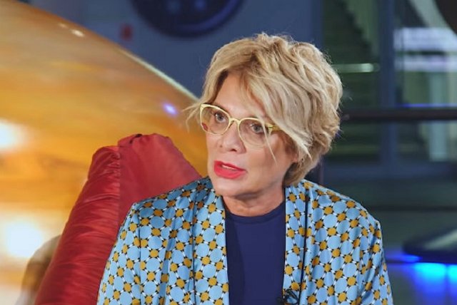 Лина Арифулина: Ее продюсер отлично постарался!