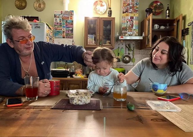 Африкантова оскорбила проектную подругу Марину Тристановну