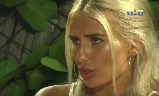 Мнение: Розалия перекричала горластую Алиану