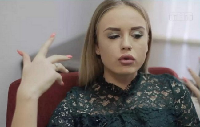 Мнение: Почему Безбородова не хочет показывать свою мать?