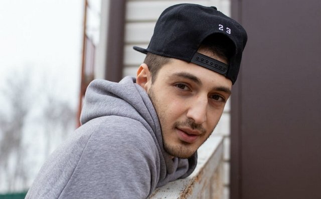 Иосиф Оганесян жертвует своими интересами ради свадьбы