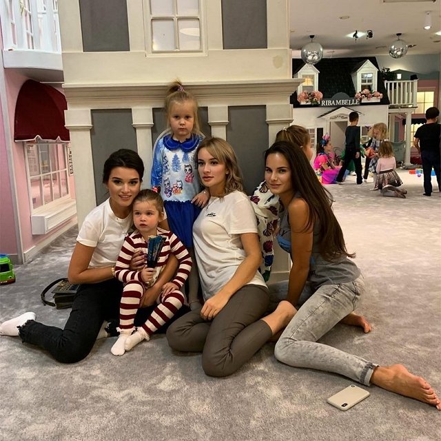 Фотоподборка детей участников (3.12.2018)