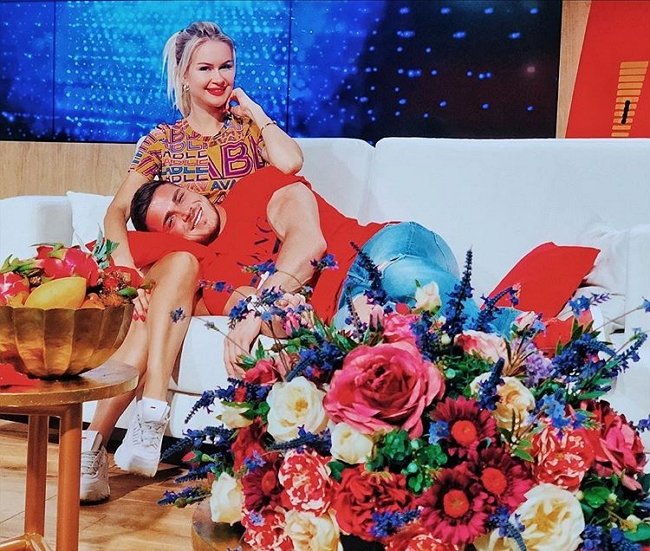 Роман Капаклы попросил руки Марины Африкантовой