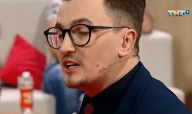 Мнение: Ведущие решили сорвать свадьбу Черно?