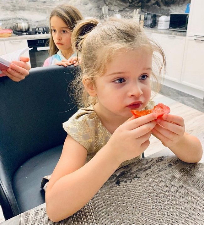 Фотоподборка детей участников (14.12.2018)