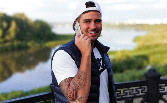 Захара Саленко пытались заманить на работу в эскорт