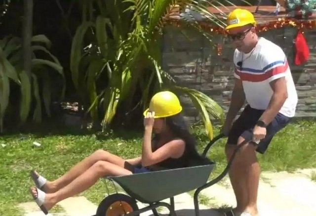 Мнение: Блюменкранц променял дочь на Ирину Пинчук?