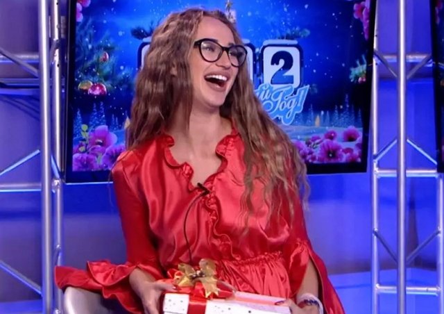 Мнение: Ендальцева думает покорить Марданшина с помощью подарков