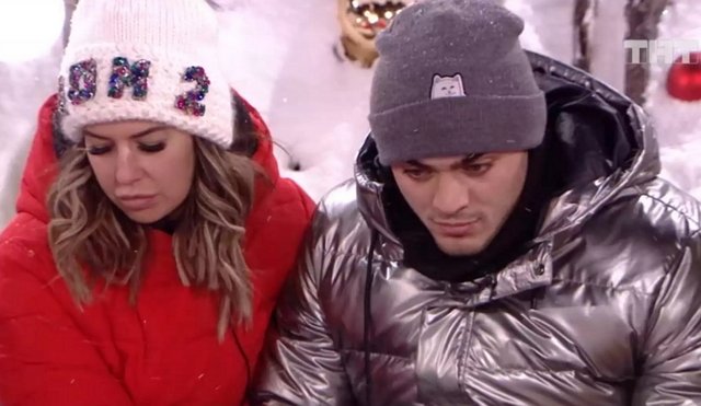 Мнение: Купин и Донцова экономят ради ребенка