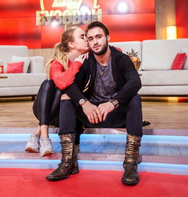 Мама Милены Безбородовой: Дочь не знает, что её отец умер