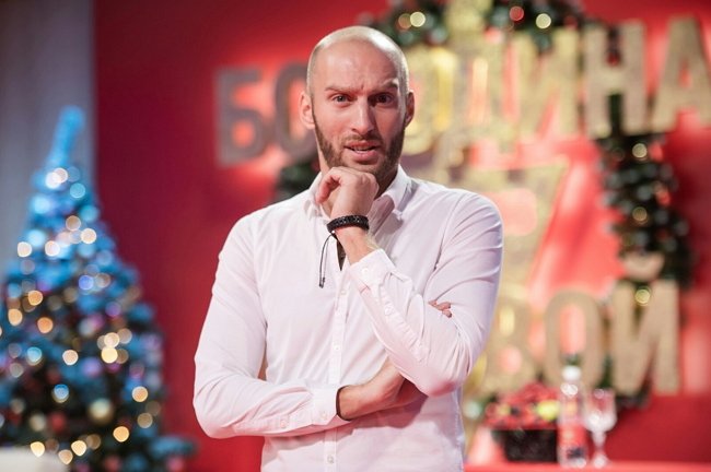 Артём Сорока: Она выпрашивала деньги даже у туристов