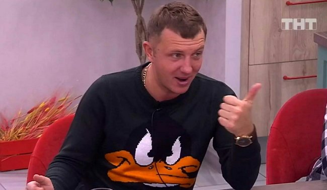 Илья Яббаров отказался от сына Алёны Савкиной